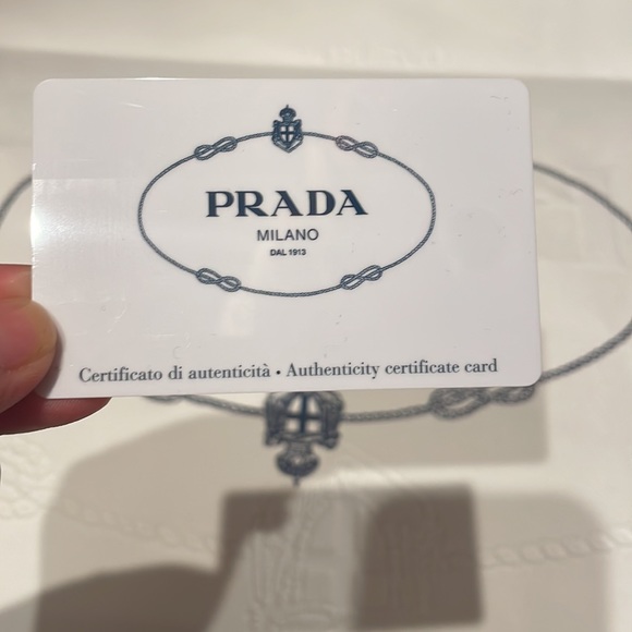 ❌❌ SOLD ❌❌ Prada Re-Edition 2000 Zip shoulder bag - Picture 12 of 14